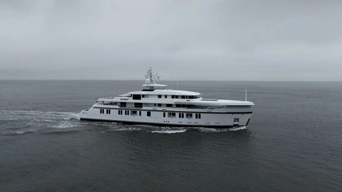 Superyacht PROMISE.D - on sea trials