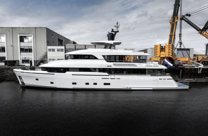 Luxury yacht LUMIERE