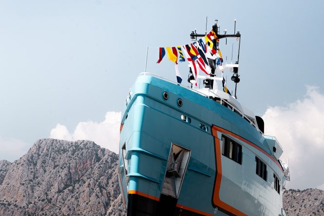 Superyacht FIVE OCEANS