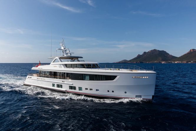 Motor yacht SEAFLOWER