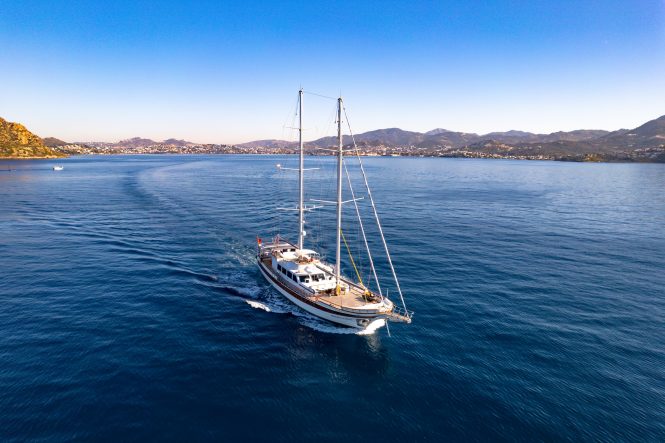 Superyacht DOUBLE EAGLE