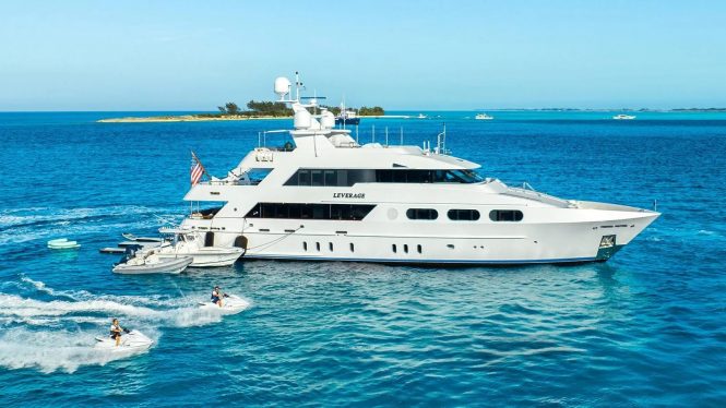 Motor yacht LEVERAGE