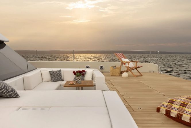 Luxury yacht GIGI | Bow terrace