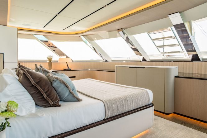 Main deck owner's suite