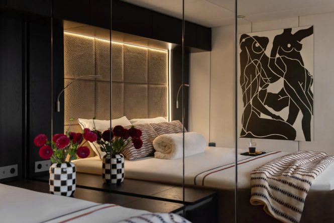 Luxury yacht GIGI | Guest suite
