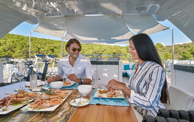 Fine dining experience on HAPPY ME