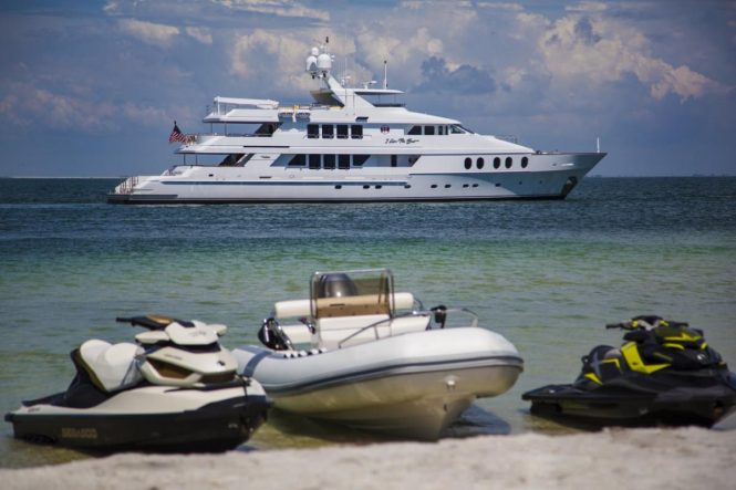 Motor yacht I LOVE THIS BOAT