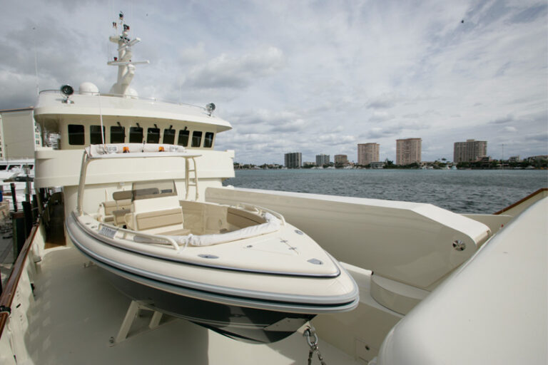 Charter yacht RUSALINA EXP