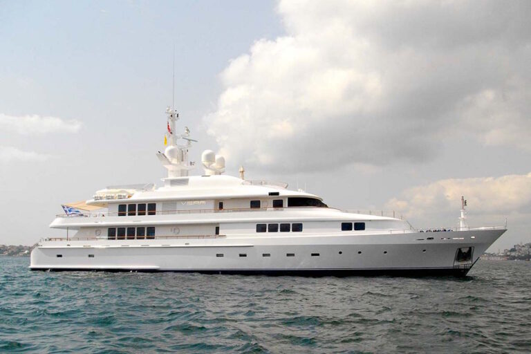 Vera Superyacht Profile