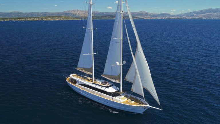 ACAPELLA Super Sailing Yacht