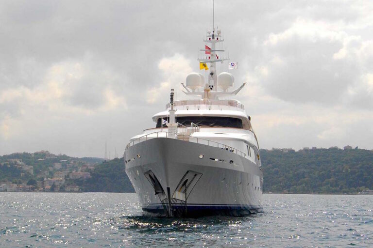Vera Superyacht Bow