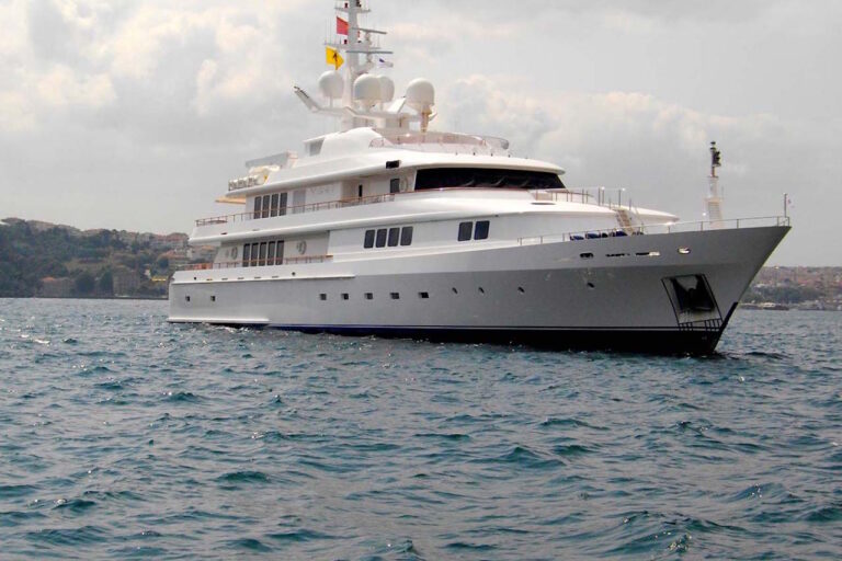 Vera Superyacht at Anchor