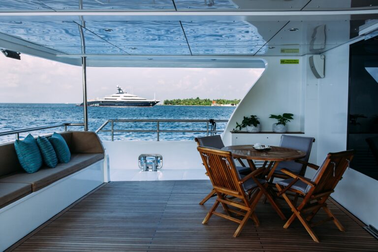 Main aft deck