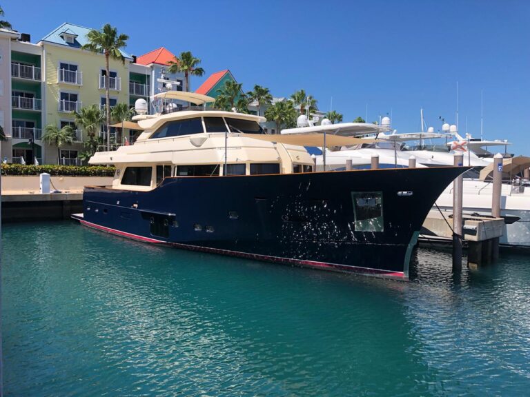 Motor yacht NOMADA - Docked