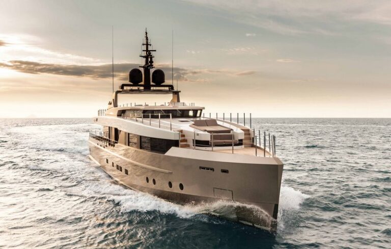 1-Admiral Impero 37 Superyacht NONO