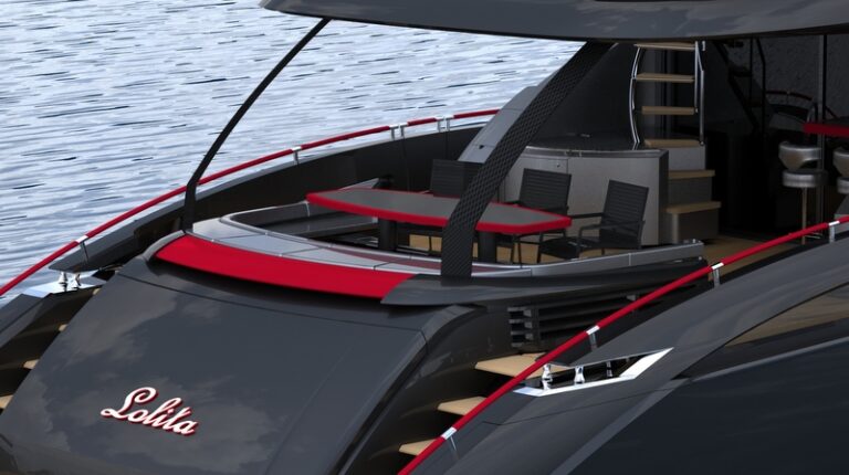 1 Aft Deck of LSX95 yacht by Lazzara