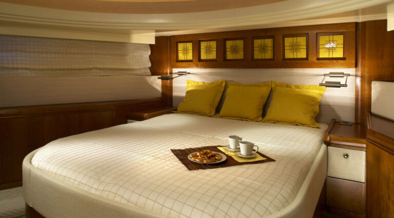 1-Luxury motor yacht Eleonora - Cabin