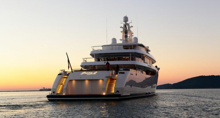 1-Luxury yacht Grace E - aft view