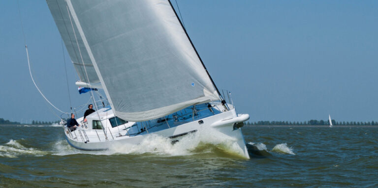 Satellite Yacht Design