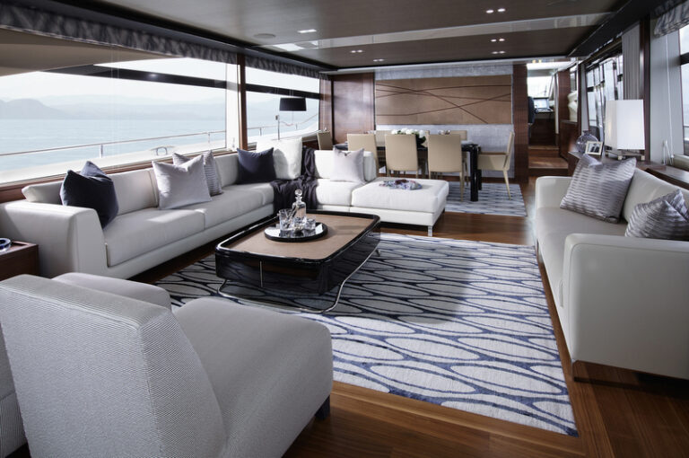 1-Luxury yacht Princess 88 - Saloon