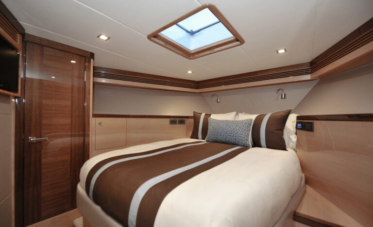 1-Luxury yacht Ti Punch