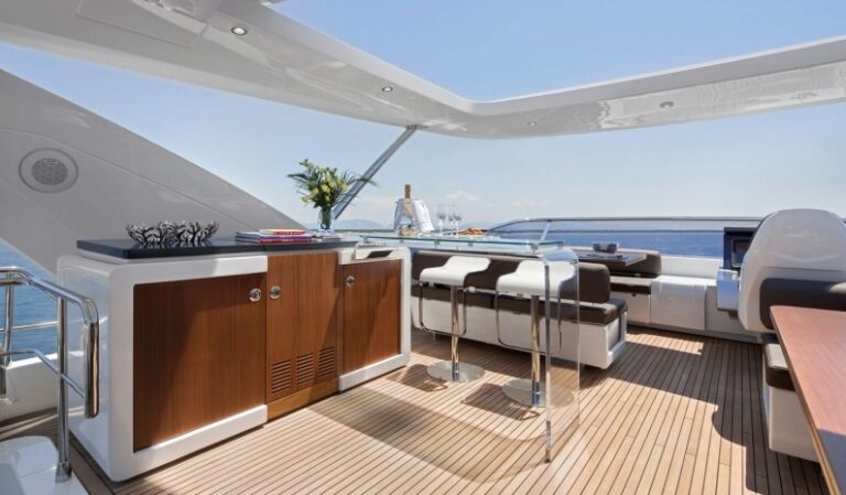 1-Motor yacht Azimut 80 - Flybridge