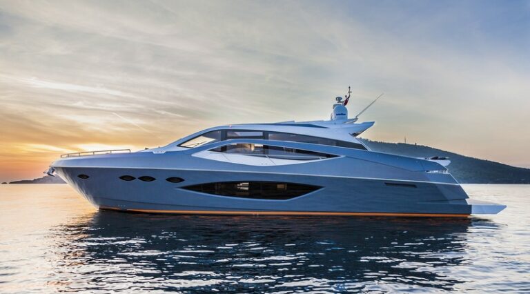 1-Numarine 70 HT Yacht