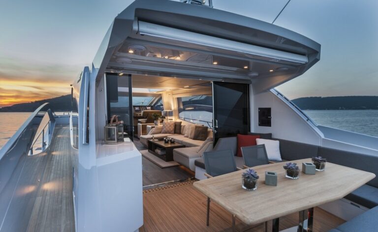 1-Numarine 70 HT Yacht - Exterior