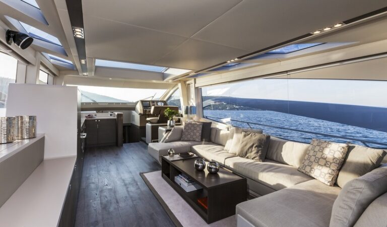 1-Numarine 70 HT Yacht - Interior