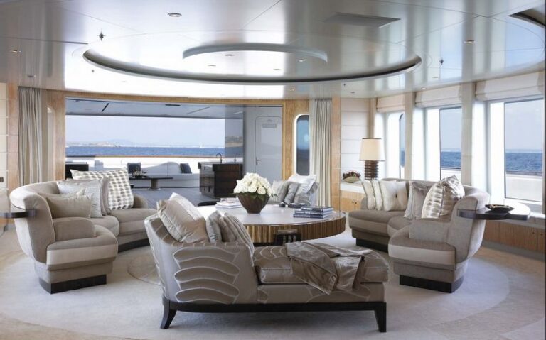 1-Predator Yacht - Main Deck Lounge