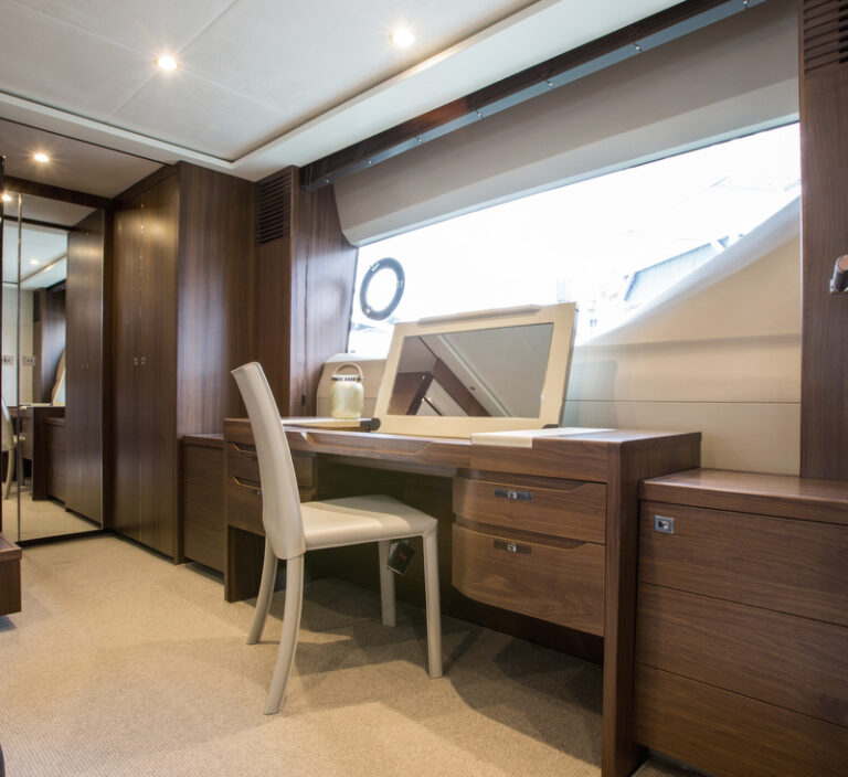 1-Princess S72 Yacht - Owners Dressing Table
