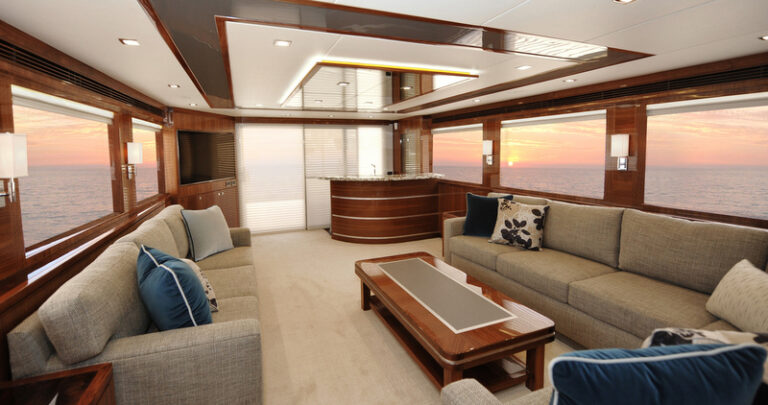 1-Ti Punch Yacht - Interior