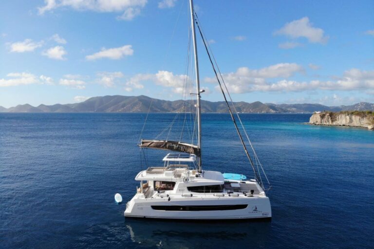 Catamaran SERENITY
