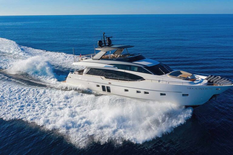 M/Y SECUNDUS
