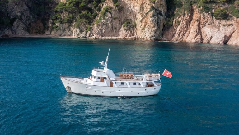 Motor yacht FAIRMILE
