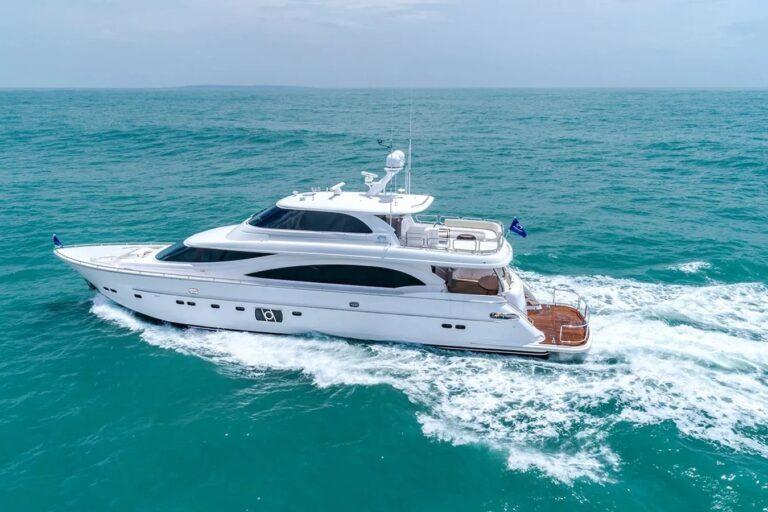 M/Y NAYA MARYN