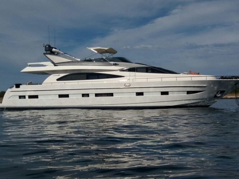 Motor yacht NYALA