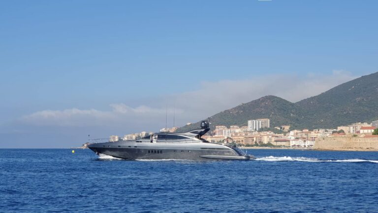 Mangusta (Overmarine)