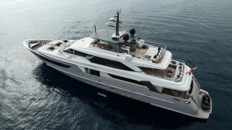 Super yacht LES BRUXELLOIS
