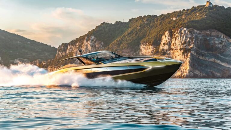 Luxury yacht FAST ONE (sistership)