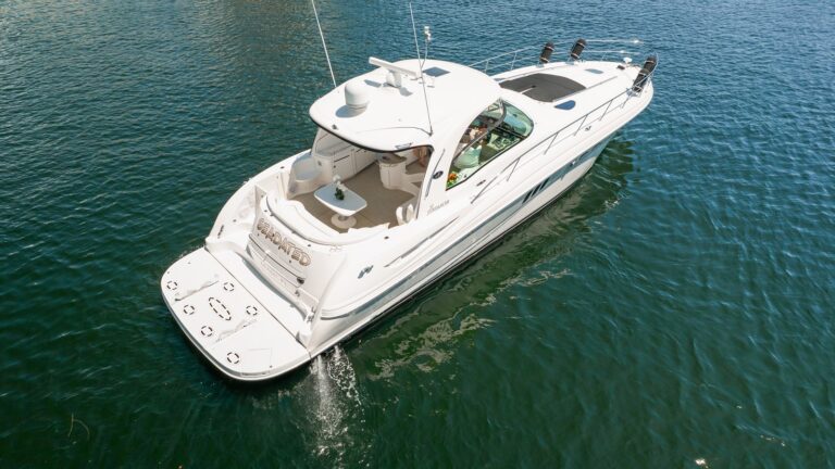 Luxury yacht SEADATED