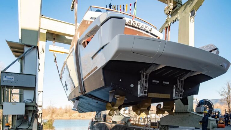 Motor yacht DELLAGRAZIA