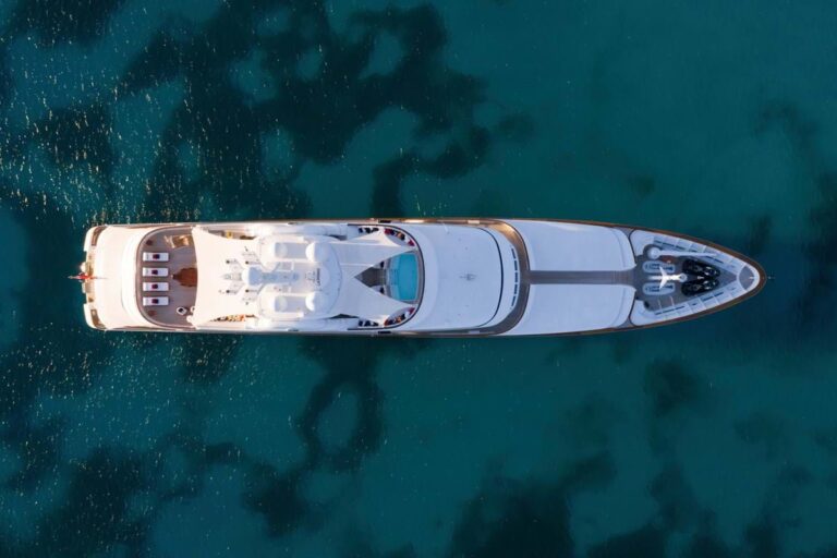 Motor yacht FLAG