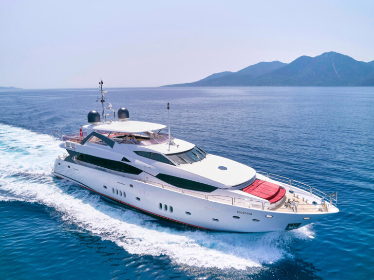 Motor yacht WHITE PEARL I