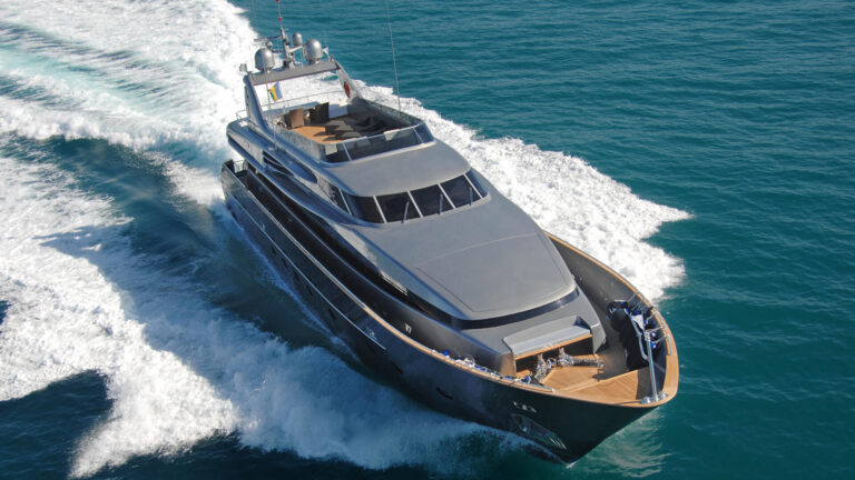 Super yacht BLUE HEAVEN 2