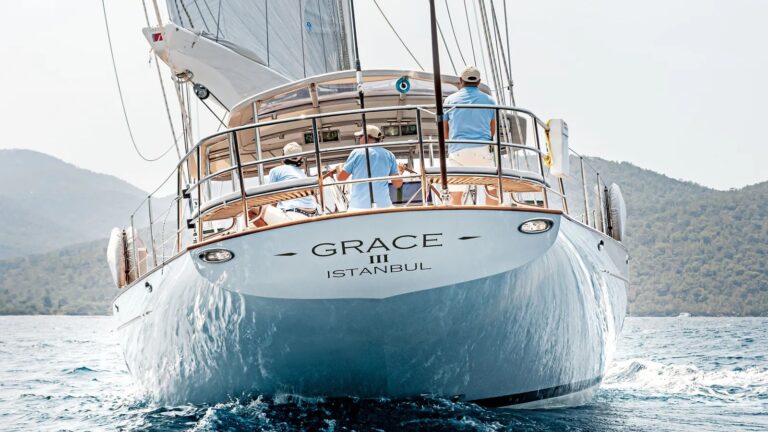 Luxury yacht GRACE III
