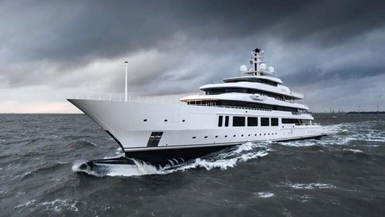 Luxury yacht INFINITY
