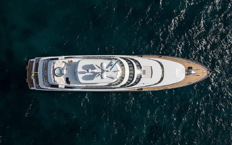 Motor yacht AZZURRA II