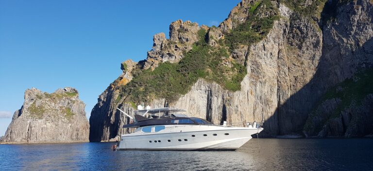 Motor yacht PRIME