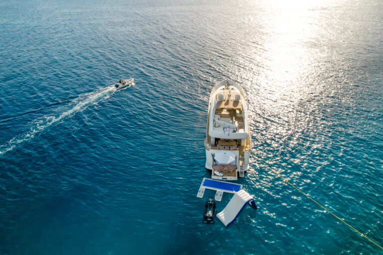 Super yacht COOKIE